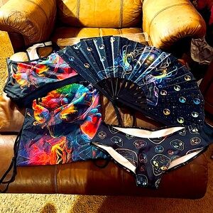 iEDM Psychedelic Alien Rave Set With Sports Bra Bag Bottoms And Fan ￼